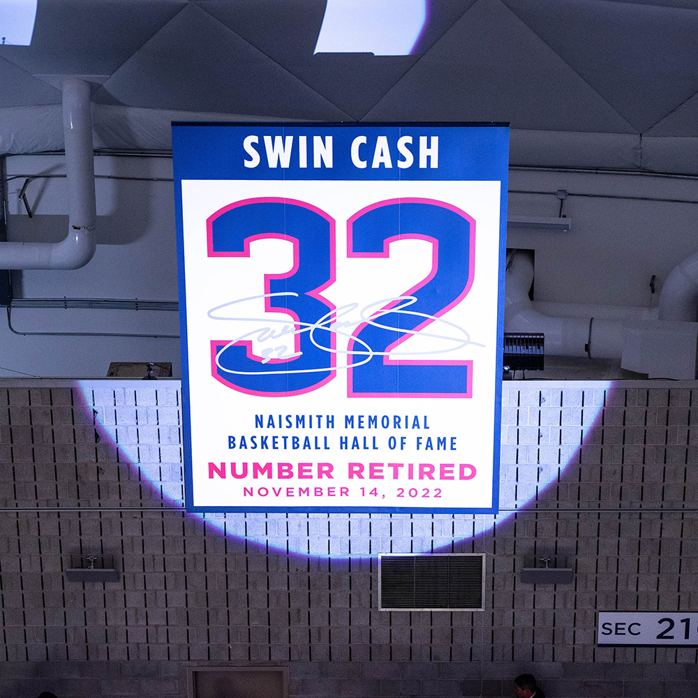 Swin Cash Officially Enshrined in Naismith Hall of Fame - University of  Connecticut Athletics