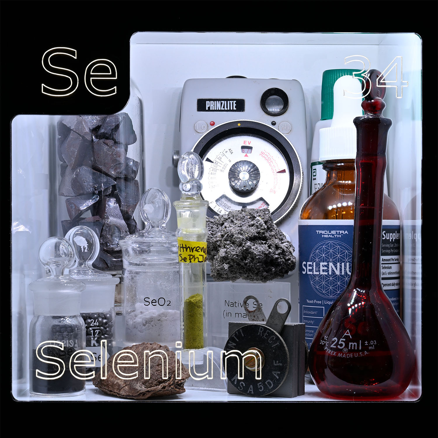 Periodic Table Display - close up of Selenium the items that contain that element