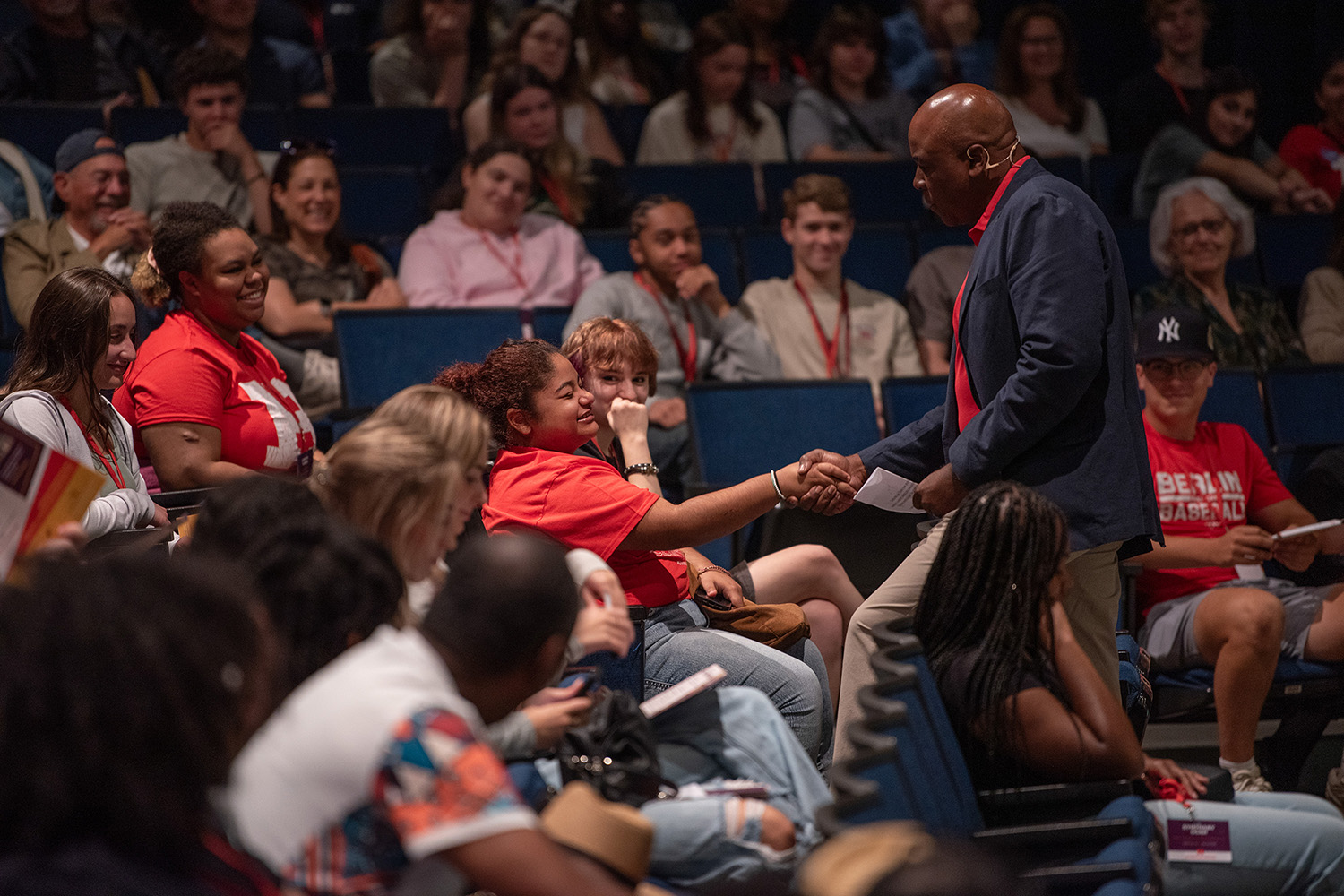 20240823 UHart Pres Ward Orientation 2_University of Hartford University of Hartford president, Lawrence Ward, greets students in the crowd during the 2024 Orientation.